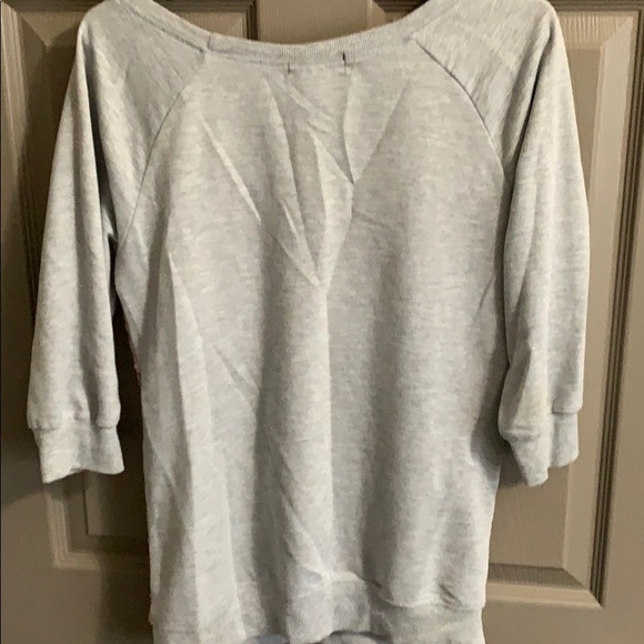 Cute sequenced Sweater - Picture 3 of 5